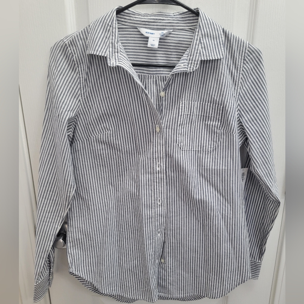 Old Navy Button Up NTW!